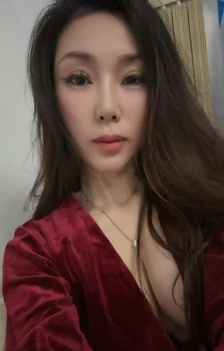 南开妩媚女人-69俱乐部