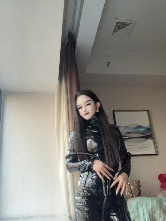 御姐女王范十足-69俱乐部