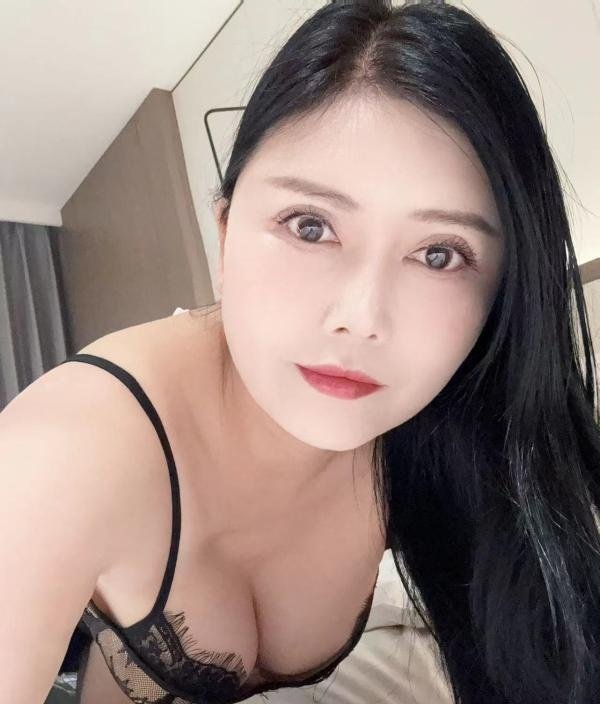 大奶莞式服务-69俱乐部